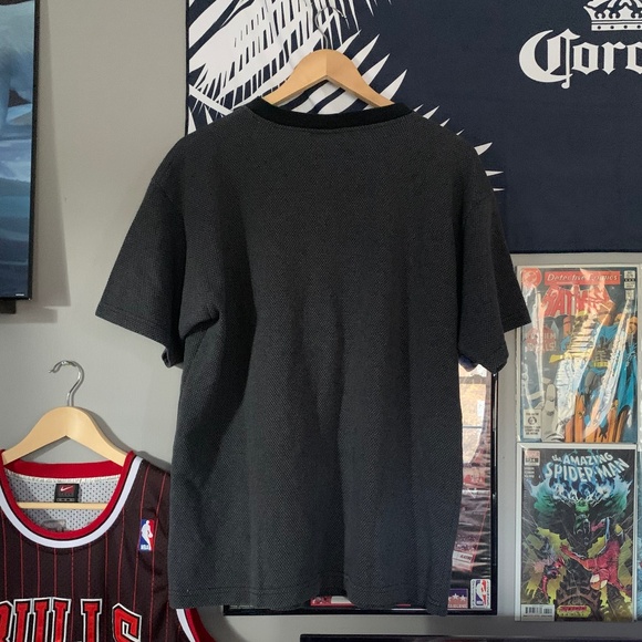 Vintage 1997 Detroit Red Wings T-shirt - Picture 4 of 5